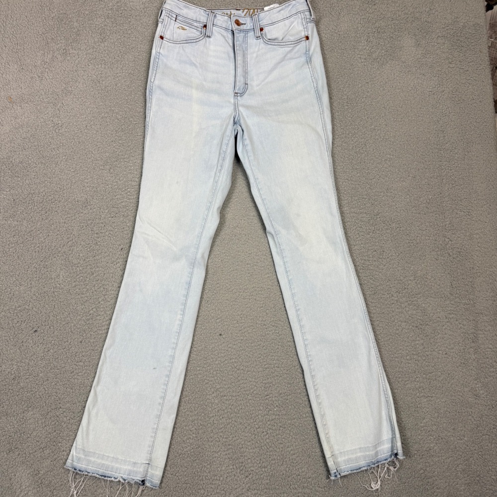 Wrangler Lainey Wilson High Rise Flare Jeans Light Wash Raw Hem Slim Fit 29x32.5